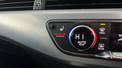 AUDI A4 35 TFSI Technik S Tronic