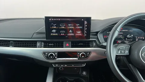 AUDI A4 35 TFSI Technik S Tronic