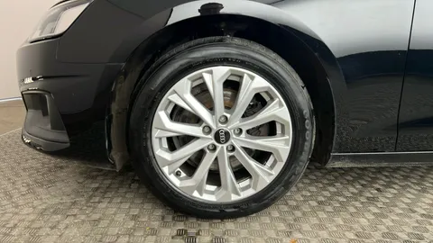 AUDI A4 35 TFSI Technik S Tronic