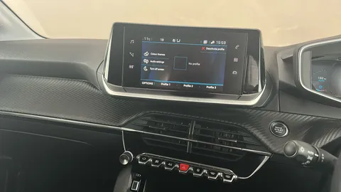 PEUGEOT 208 1.2 PureTech 130 Allure Premium + EAT8