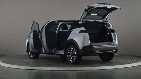 PEUGEOT 2008 1.2 PureTech 130 GT EAT8