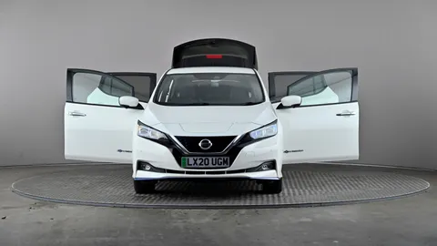 NISSAN LEAF 160kW e+ Tekna 62kWh Auto