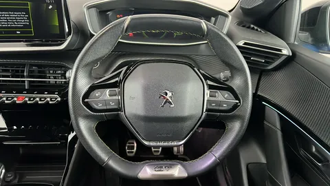 PEUGEOT 208 1.2 PureTech 100 GT