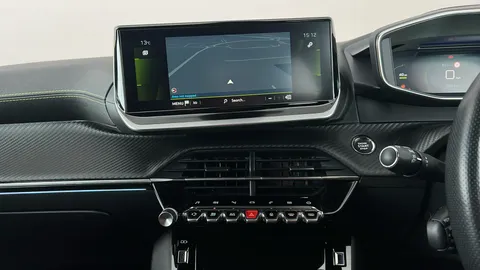 PEUGEOT 208 1.2 PureTech 100 GT