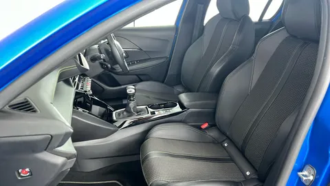 PEUGEOT 208 1.2 PureTech 100 GT