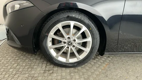 MERCEDES-BENZ A CLASS A180d Sport Executive Auto