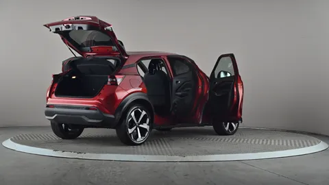 NISSAN JUKE 1.0 DiG-T 114 Tekna