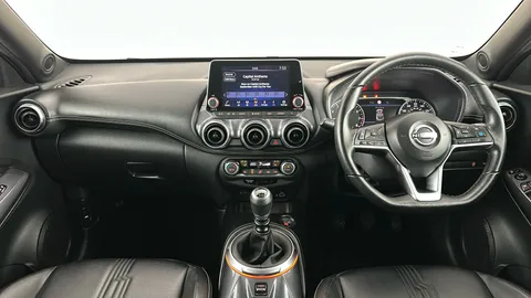 NISSAN JUKE 1.0 DiG-T 114 Tekna