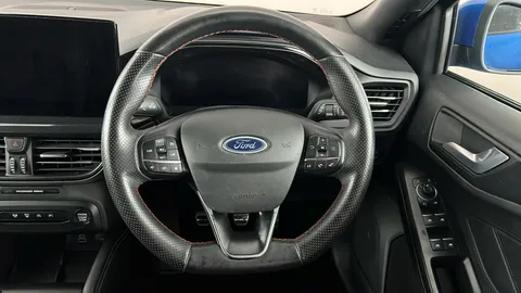 FORD FOCUS 1.0 EcoBoost ST-Line Vignale