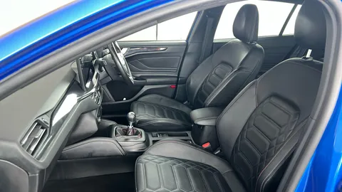 FORD FOCUS 1.0 EcoBoost ST-Line Vignale