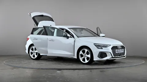 AUDI A3 35 TFSI S Line