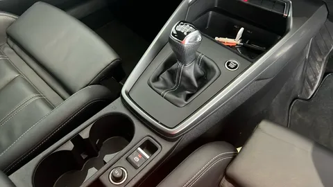 AUDI A3 35 TFSI S Line