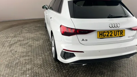 AUDI A3 35 TFSI S Line