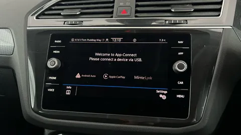 VOLKSWAGEN TIGUAN 1.5 TSI 150 Life DSG