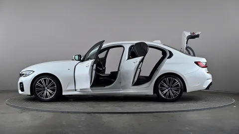 BMW 3 SERIES 320i M Sport Step Auto