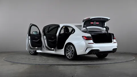 BMW 3 SERIES 320i M Sport Step Auto