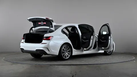 BMW 3 SERIES 320i M Sport Step Auto