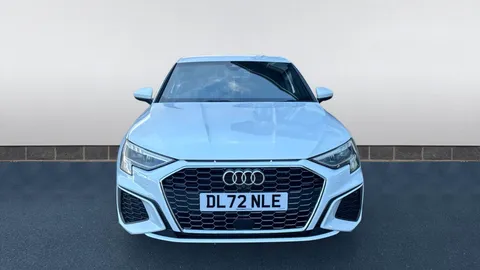 AUDI A3 35 TFSI S Line