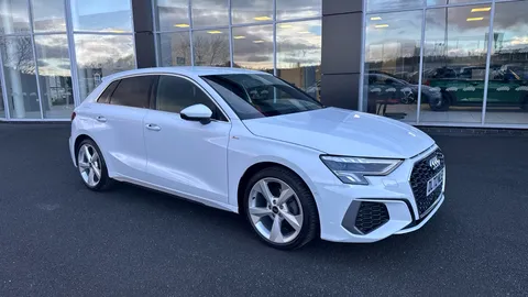 AUDI A3 35 TFSI S Line