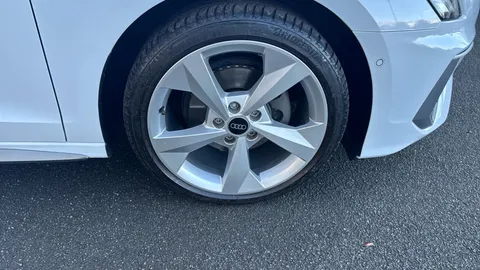 AUDI A3 35 TFSI S Line