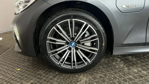 BMW 3 SERIES 330e xDrive M Sport Step Auto