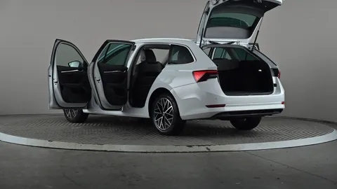 SKODA OCTAVIA 2.0 TDI 150 SE L First Edition DSG