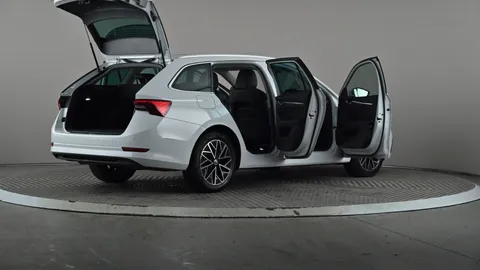 SKODA OCTAVIA 2.0 TDI 150 SE L First Edition DSG