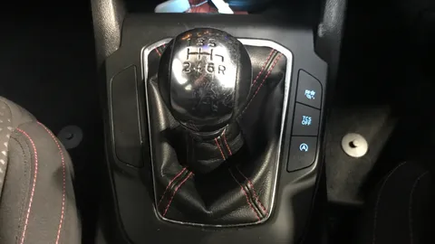 FORD FOCUS 1.0 EcoBoost 125 ST-Line