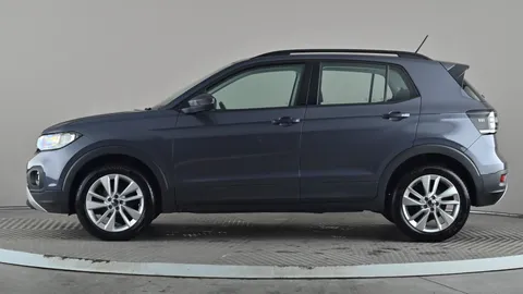 VOLKSWAGEN T-CROSS 1.0 TSI SE