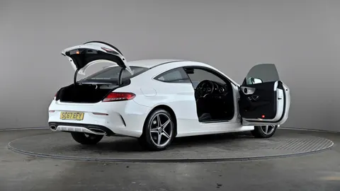 MERCEDES-BENZ C CLASS C200 AMG Line 9G-Tronic