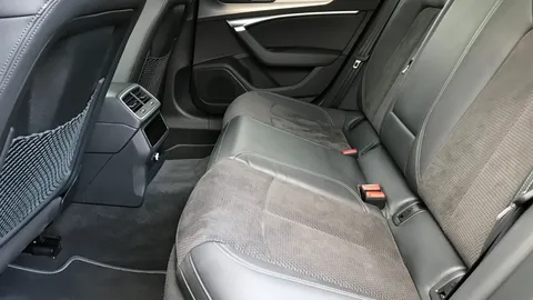 AUDI A6 50 TFSI e 17.9kWh Qtro S Line S Tronic