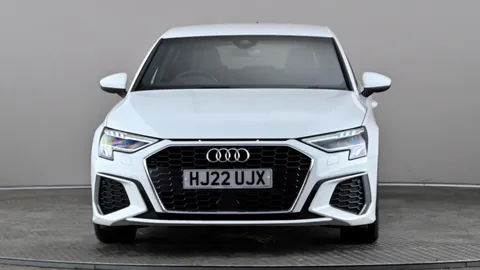 AUDI A3 35 TFSI S Line S Tronic