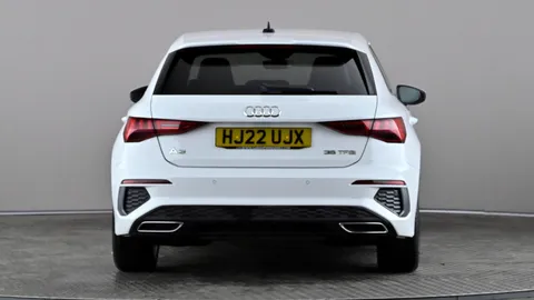 AUDI A3 35 TFSI S Line S Tronic