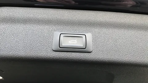 AUDI A6 50 TFSI e 17.9kWh Qtro S Line S Tronic