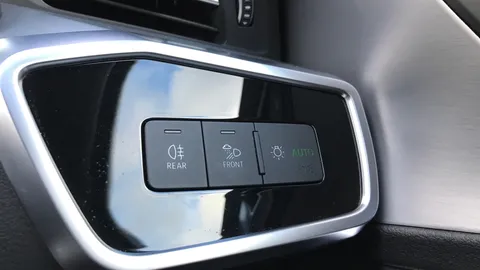 AUDI A6 50 TFSI e 17.9kWh Qtro S Line S Tronic