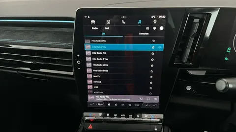 RENAULT AUSTRAL E-Tech FHEV Iconic Esprit Alpine Auto 4C