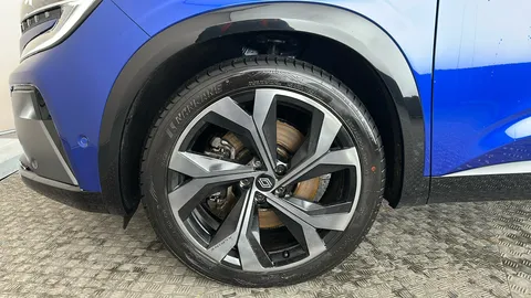 RENAULT AUSTRAL E-Tech FHEV Iconic Esprit Alpine Auto 4C