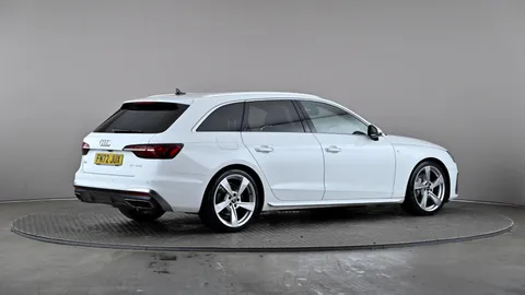 AUDI A4 40 TFSI 204 S Line S Tronic