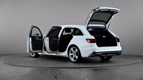 AUDI A4 40 TFSI 204 S Line S Tronic