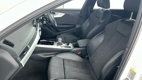 AUDI A4 40 TFSI 204 S Line S Tronic