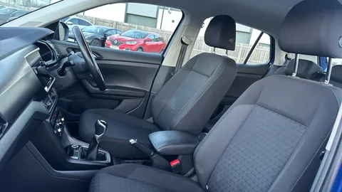 VOLKSWAGEN T-CROSS 1.0 TSI 110 SE