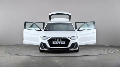 AUDI A1 30 TFSI 110 S Line