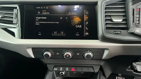 AUDI A1 30 TFSI 110 S Line