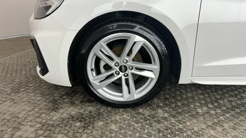 AUDI A1 30 TFSI 110 S Line