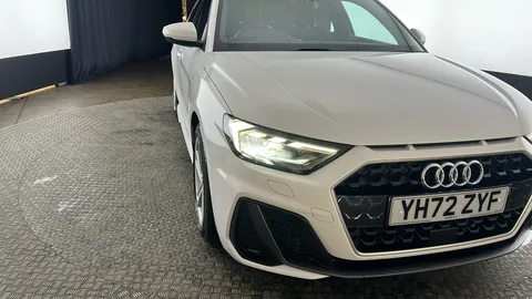 AUDI A1 30 TFSI 110 S Line