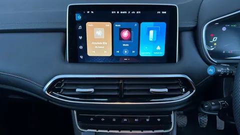 MG MOTOR UK HS 1.5 T-GDI Trophy