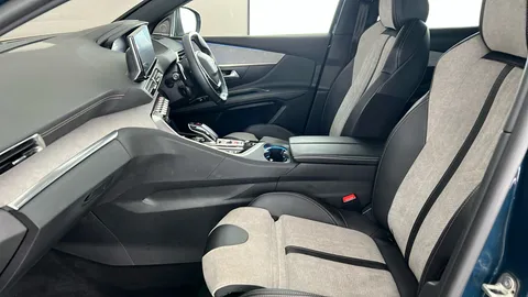 PEUGEOT 3008 1.6 Hybrid4 300 GT e-EAT8