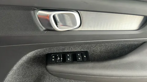 VOLVO XC40 1.5 T4 Recharge PHEV Inscription Auto