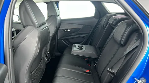 PEUGEOT 3008 1.2 PureTech Allure Premium+ EAT8