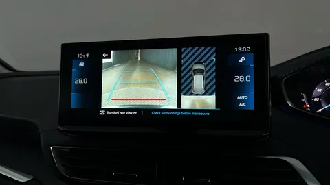 PEUGEOT 3008 1.2 PureTech Allure Premium+ EAT8